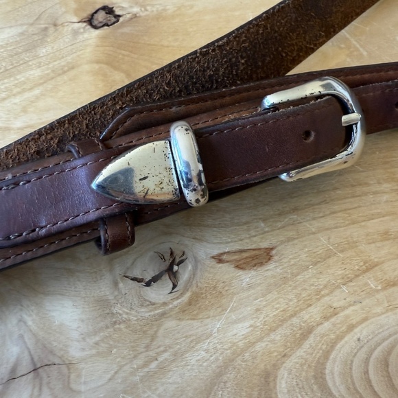 ORVIS LEATHER BELT BROWN WESTERN SOLID BRASS BUCKLE WESTERN CLASSIC MEN SZ 40 - Picture 2 of 10